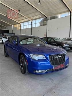 کرایسلەر 300